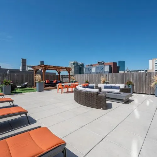 99 Kneeland St, Chinatown