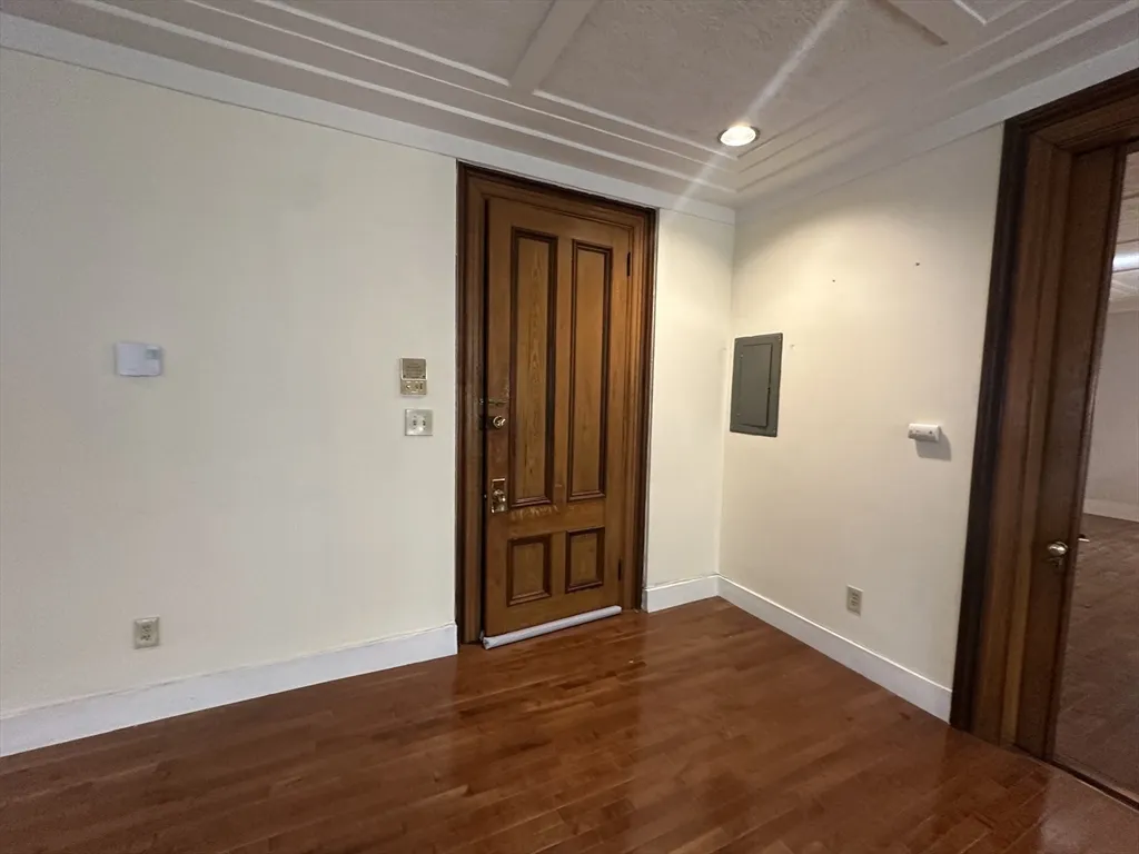 744 East 4th St, South Boston