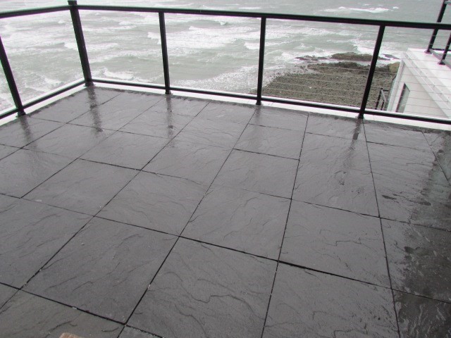 54 Oceanside Dr, Hull