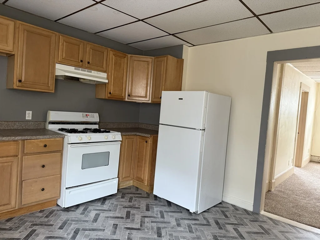 125 High St, North Attleboro