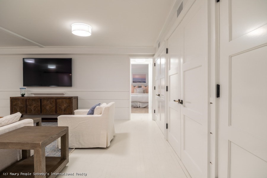 59 South Shore Rd, Surfside