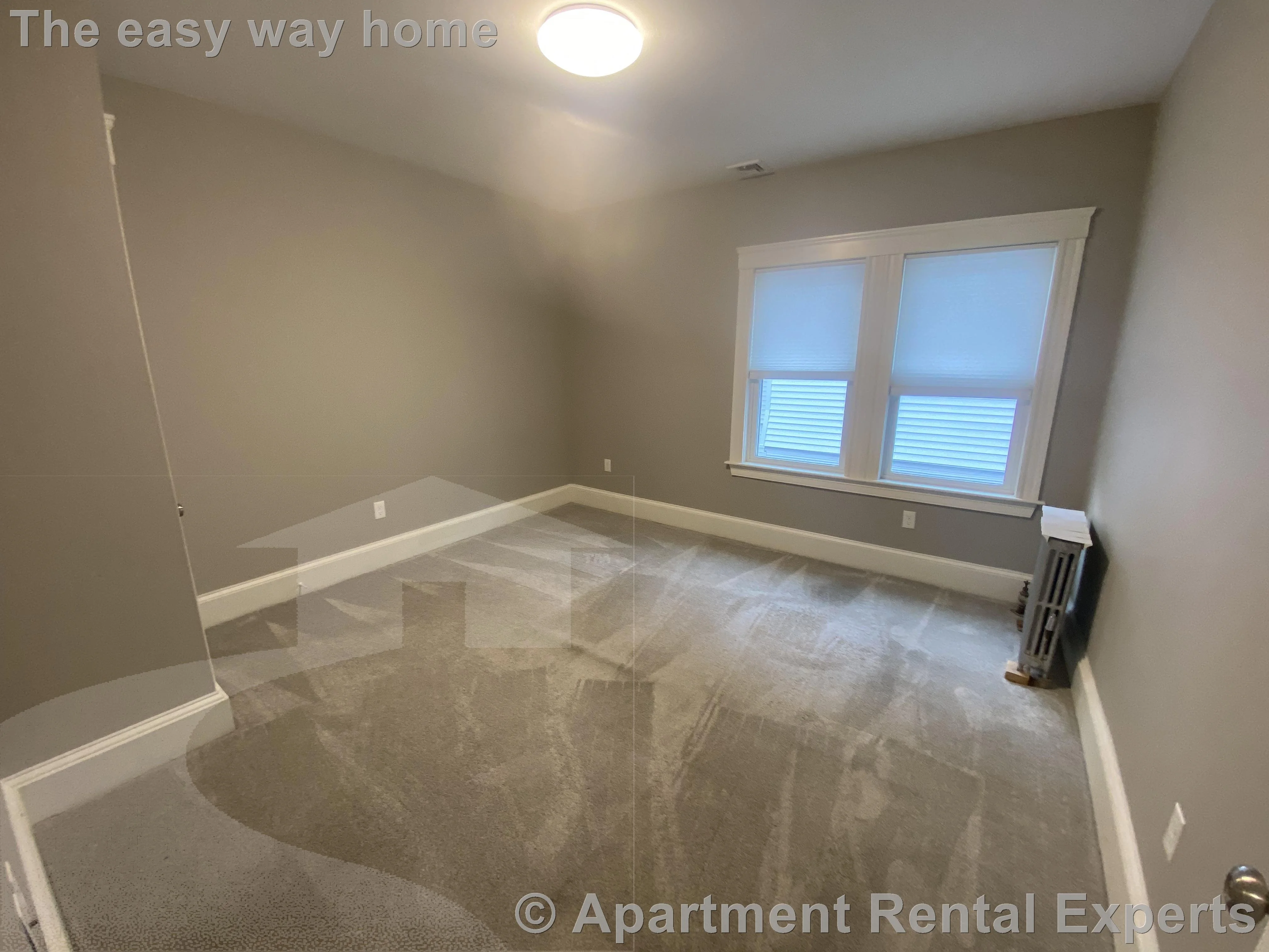 67 Bristol Rd, Tufts