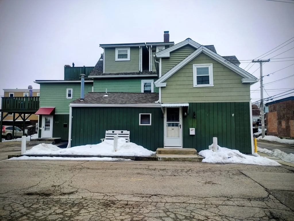 65 East St, North Attleboro