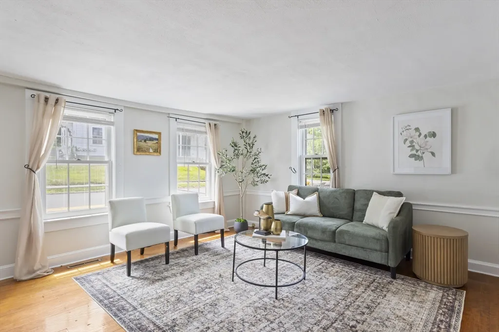 191-193 South St, Hingham