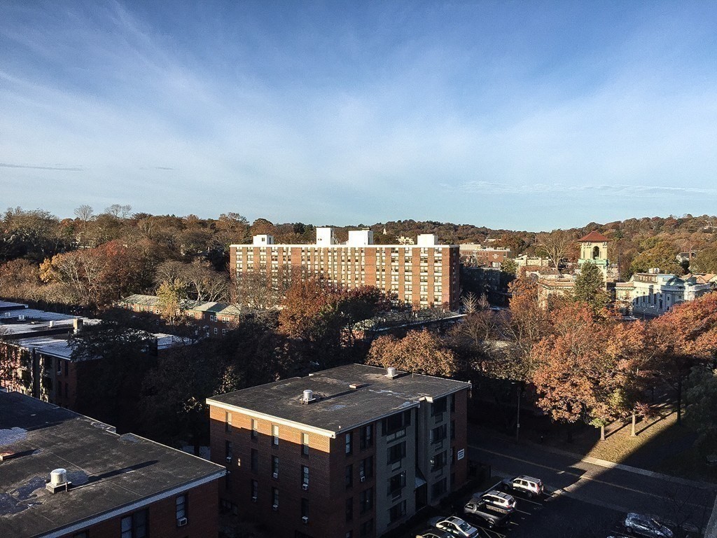 44 Washington St, Longwood