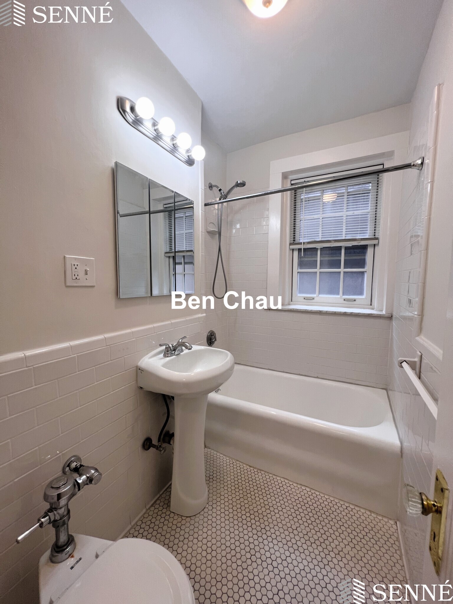 353 Harvard St, Mid-Cambridge