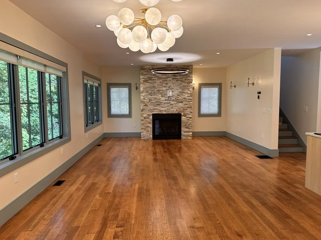 22 Kruger Rd, Hopkinton