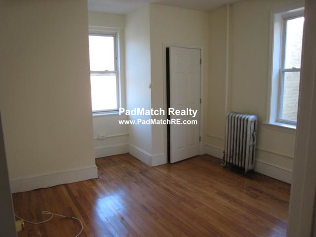 324 Saint Paul St, North Brookline