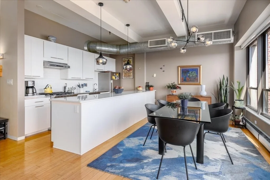 156 Porter St, East Boston