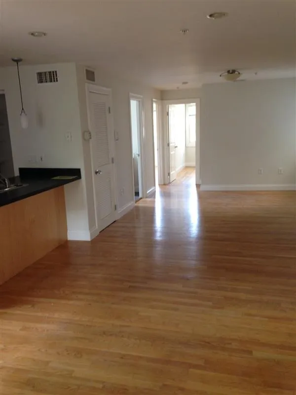 1110 Massachusetts Ave, Riverside