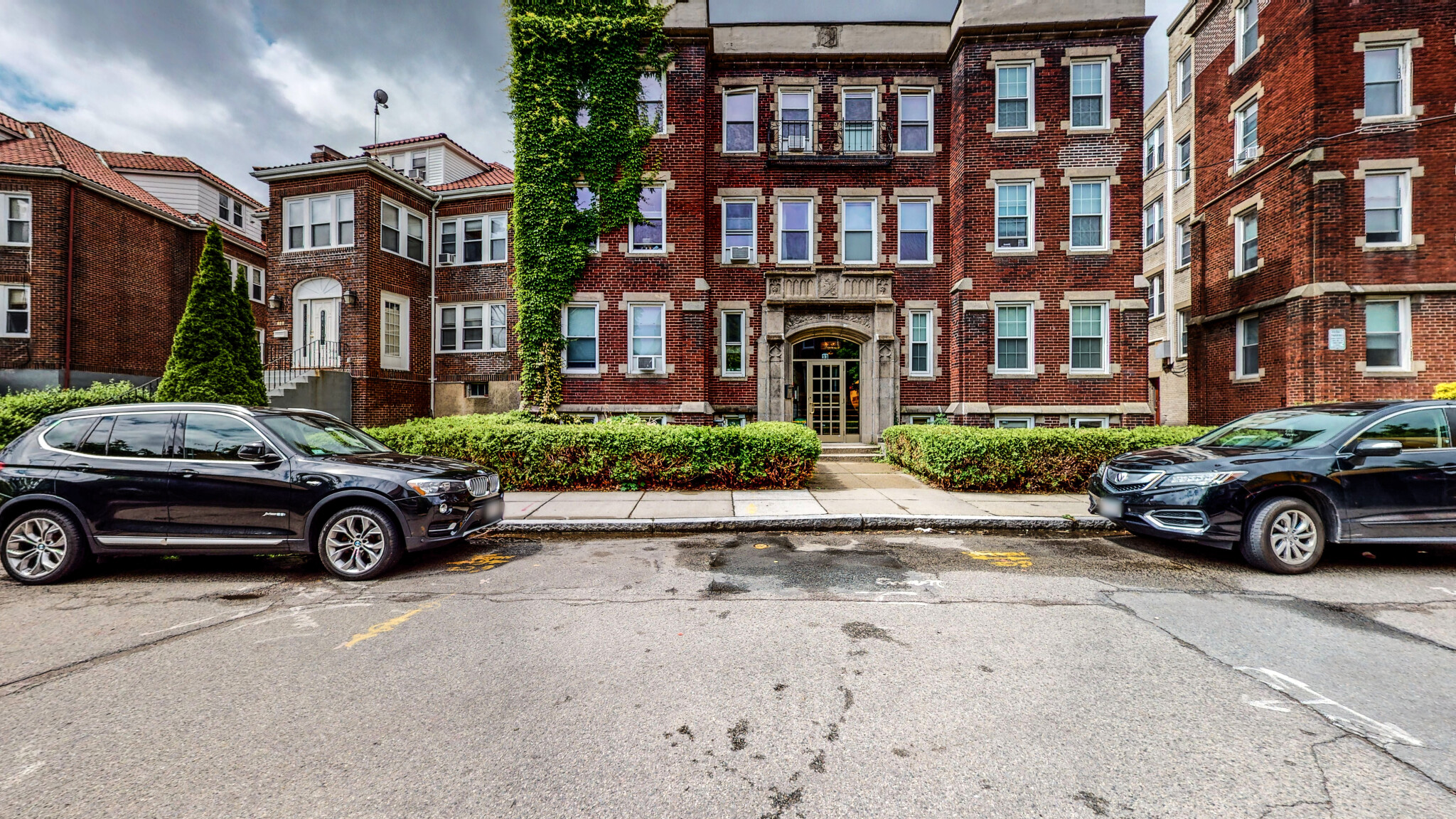 33 Walbridge St, Allston