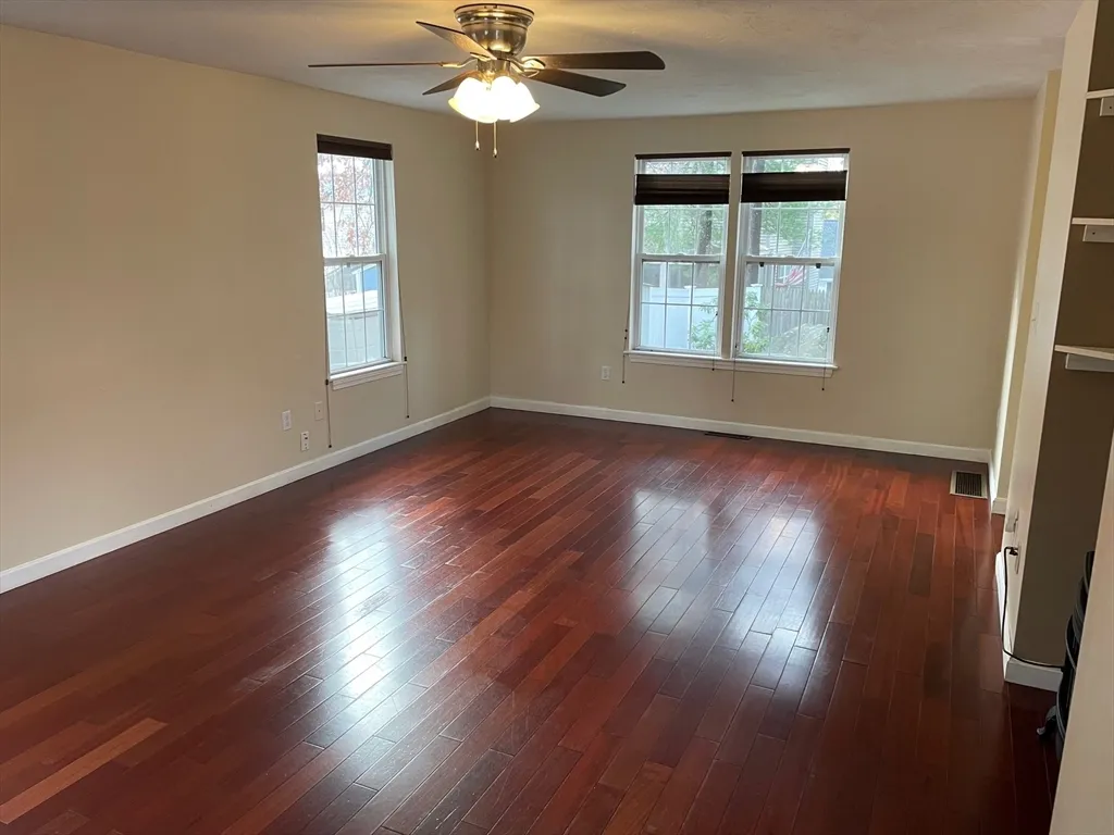 16 Bowstring Way, Marlborough