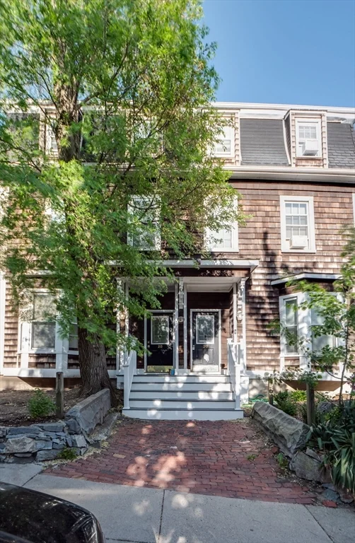 30 Mercer St, South Boston