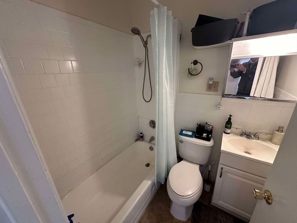 278 Harvard St, Mid-Cambridge