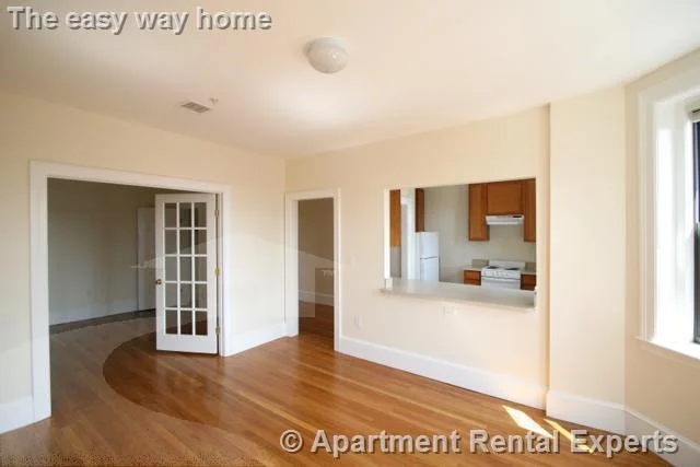 881 Massachusetts Ave, Central Square