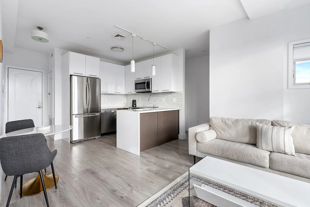 70 Bremen St, East Boston