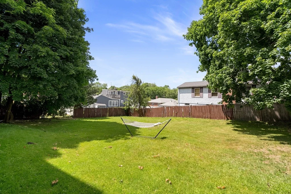 589 Willard St, Quincy