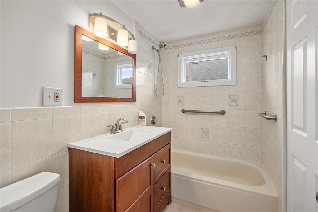 74 Windsor Rd, Tufts University