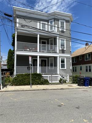 15 Farragut Ave, West Somerville