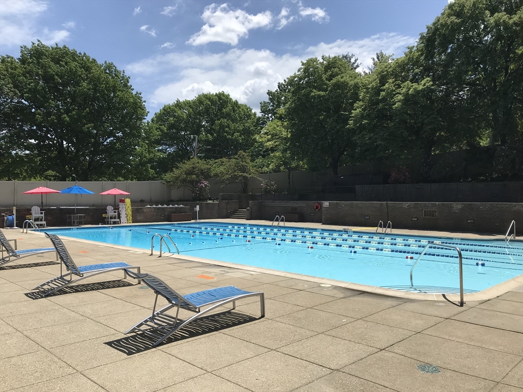 44 Washington St, Brookline Village