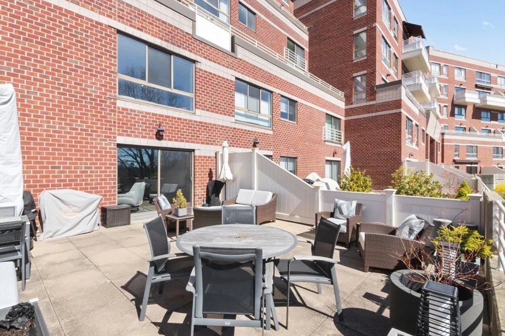 199 Coolidge Ave, East Watertown