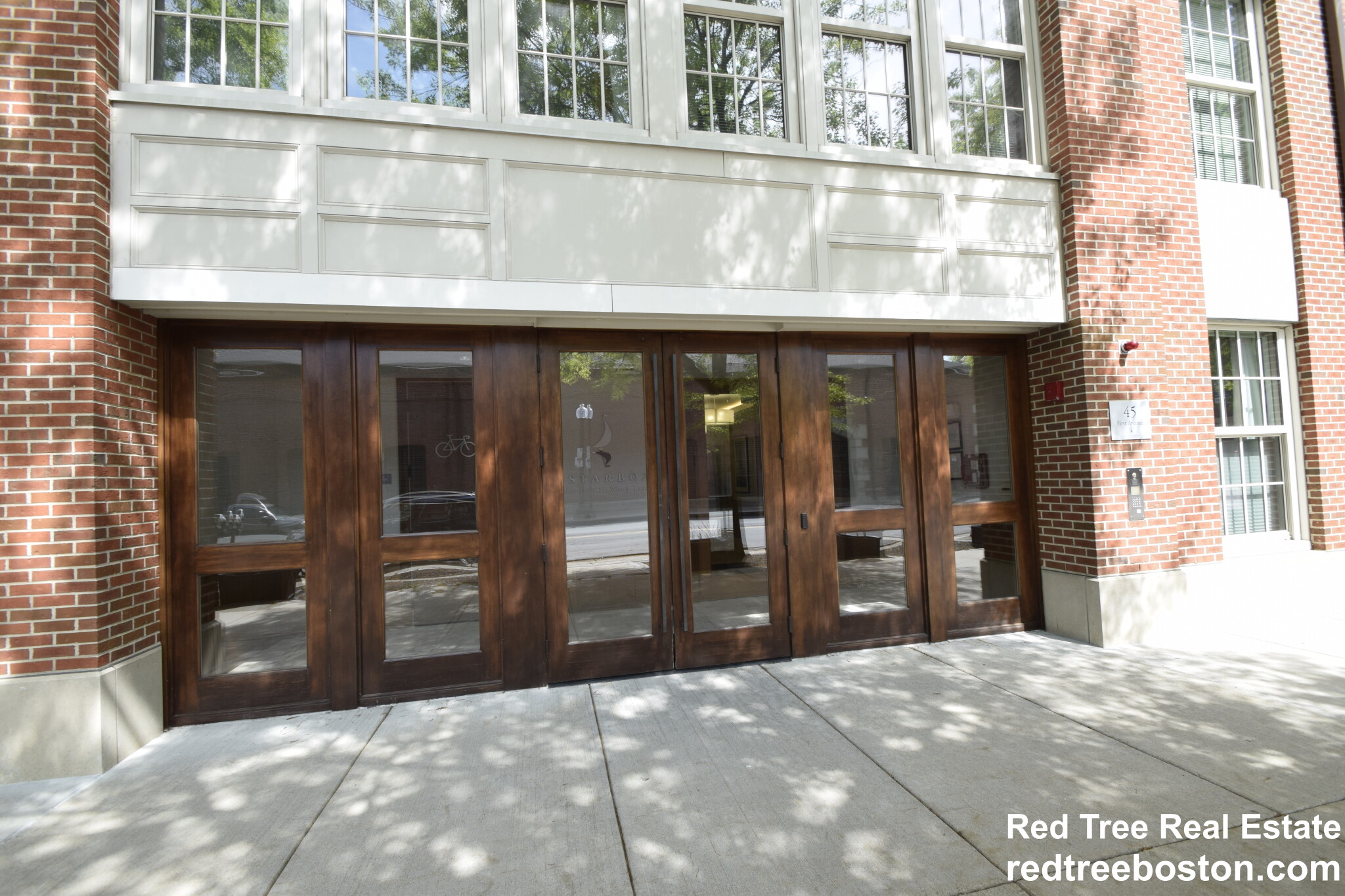 45 1st Ave, Charlestown