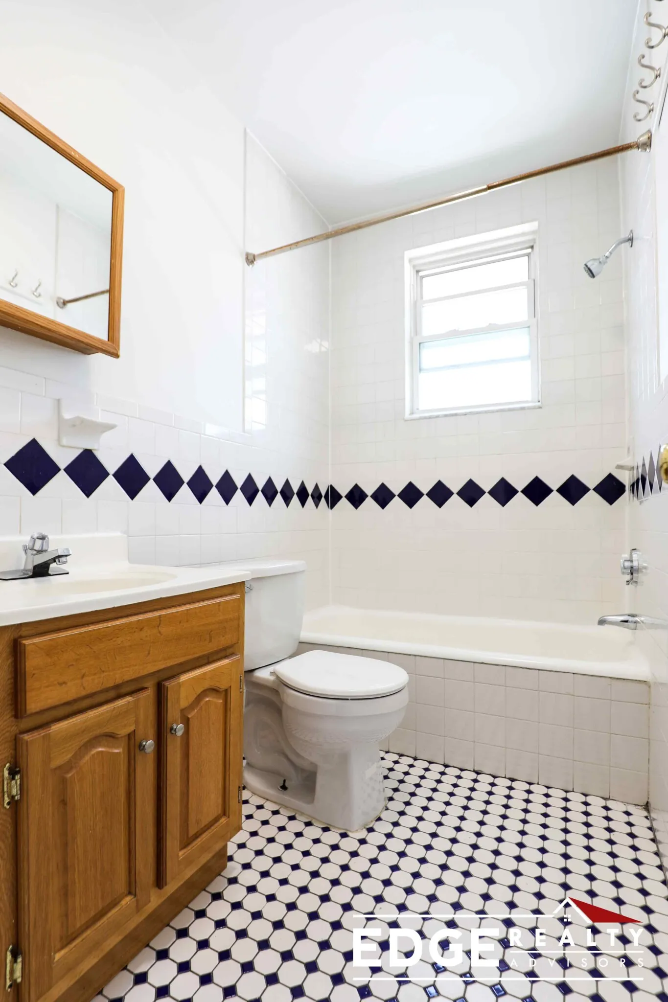 2 Pama Gardens, Brighton