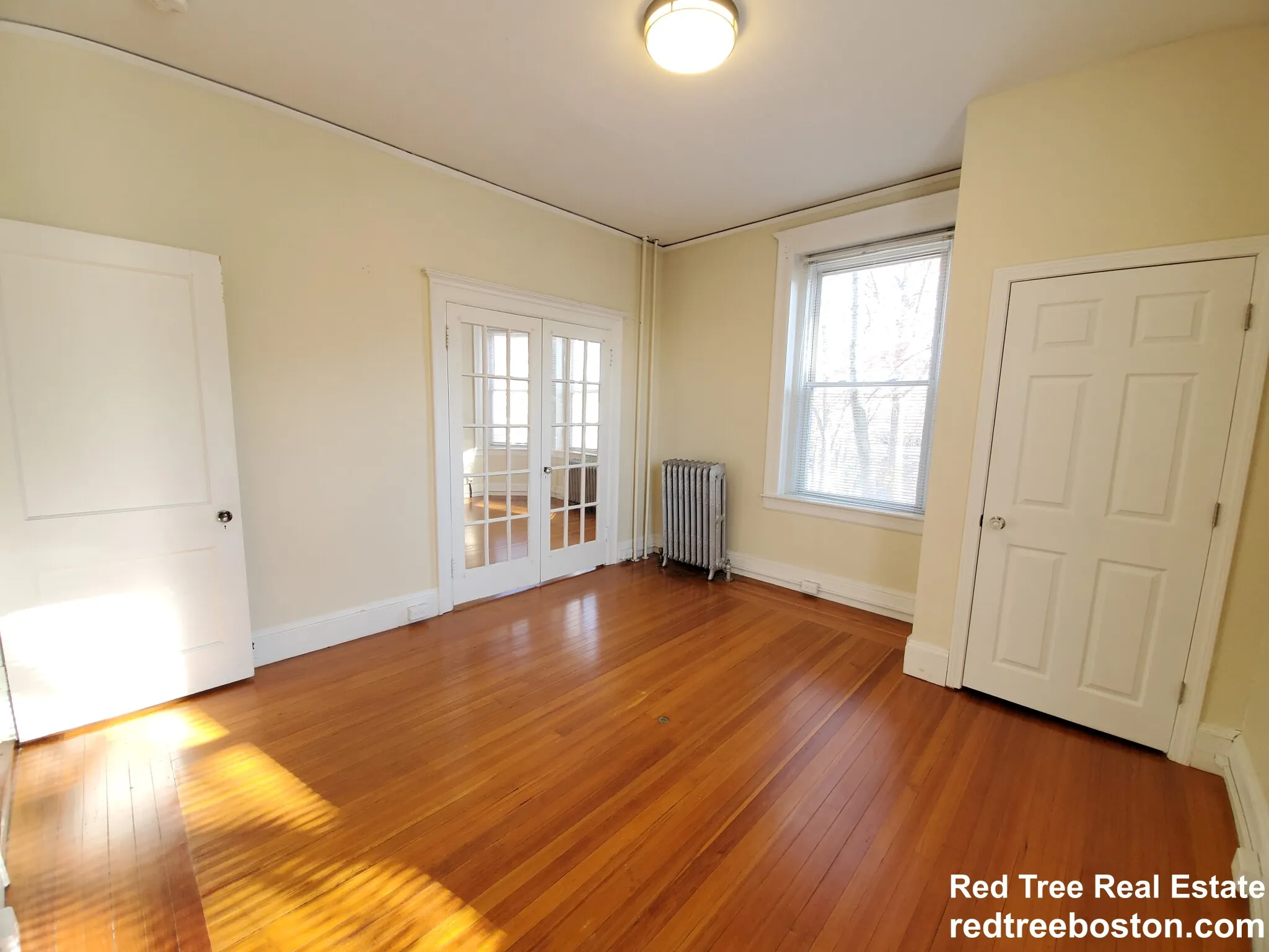 31 Herrick Rd, Newton Center