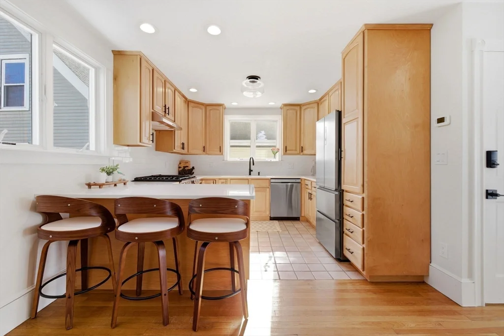 30 Boardman St, Salem