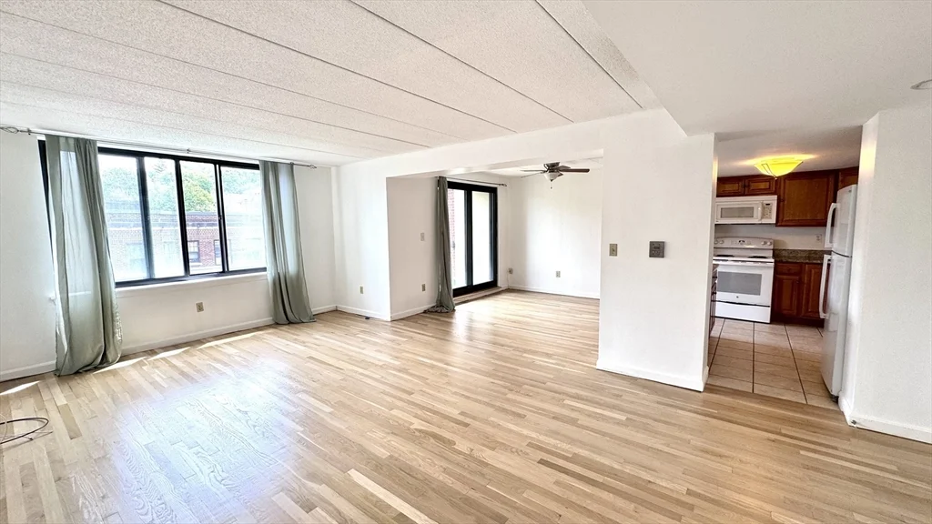 85 Brainerd Rd, Allston
