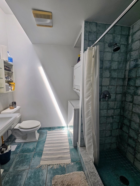 686 Washington St, Brookline