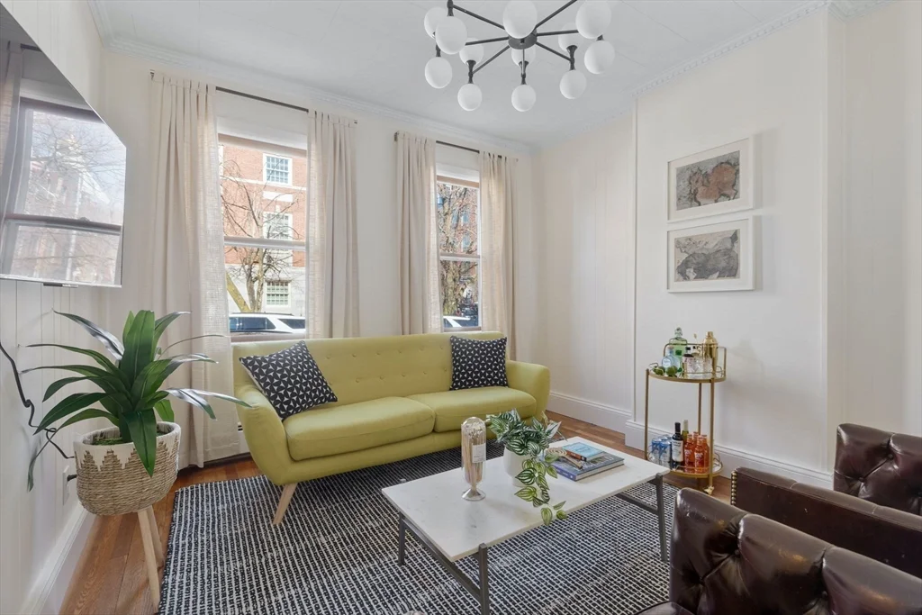 56 Spring St, East Cambridge