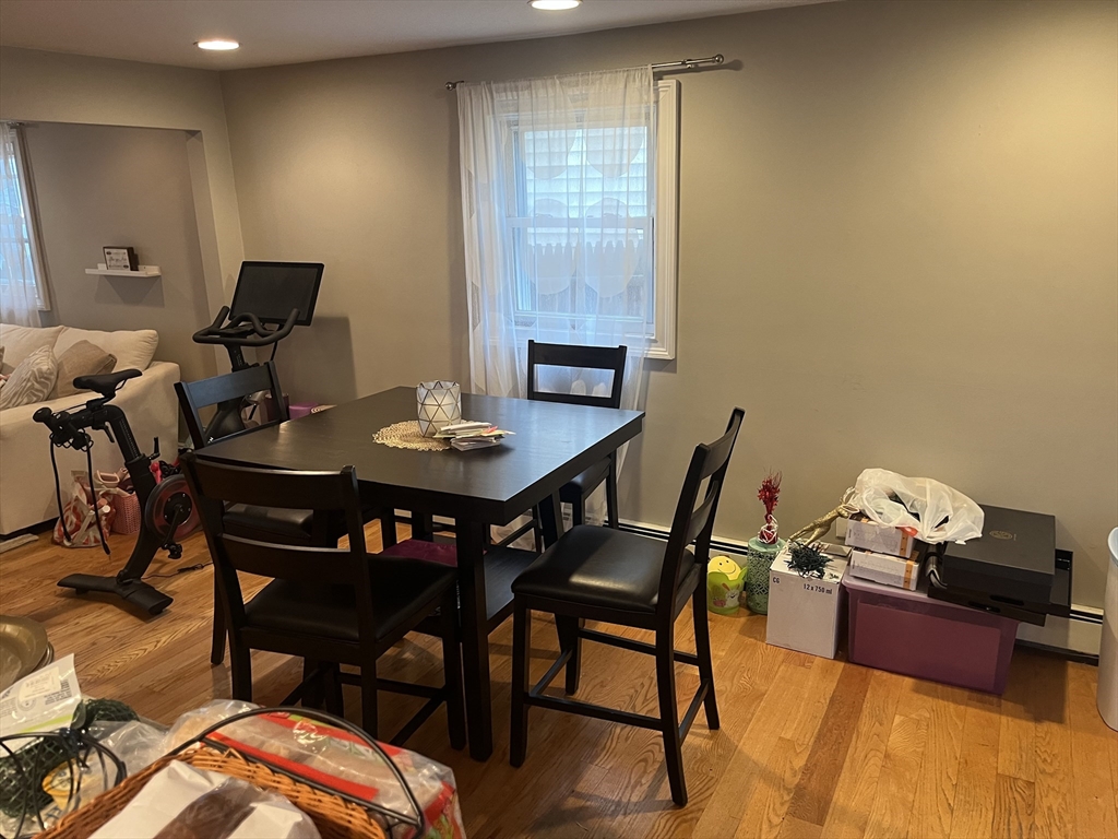 219 Bolton St, South Boston