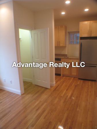 55 Magazine St, Cambridgeport