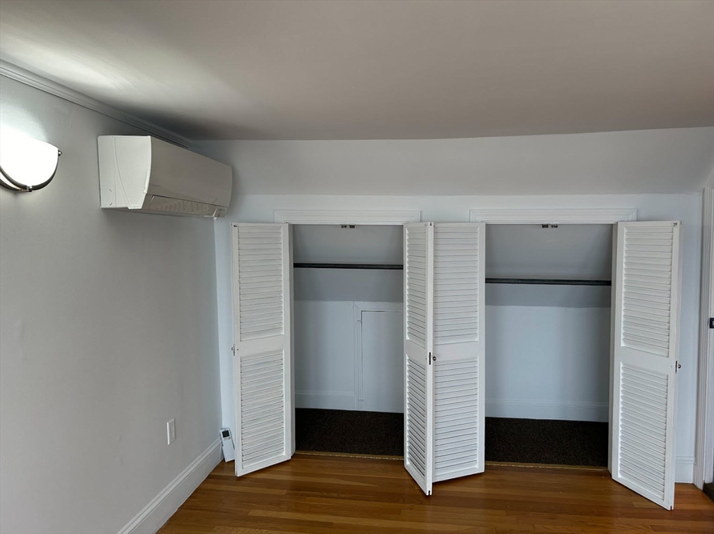 331 Granite St, Folly Cove