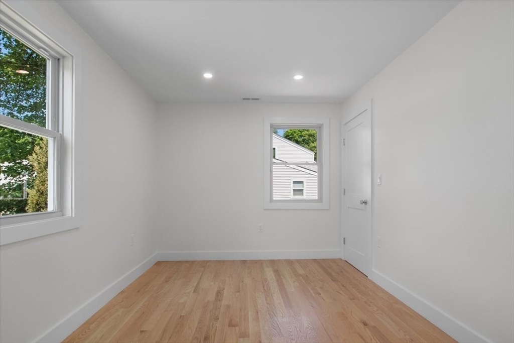 3 Cummings Cir, Randolph