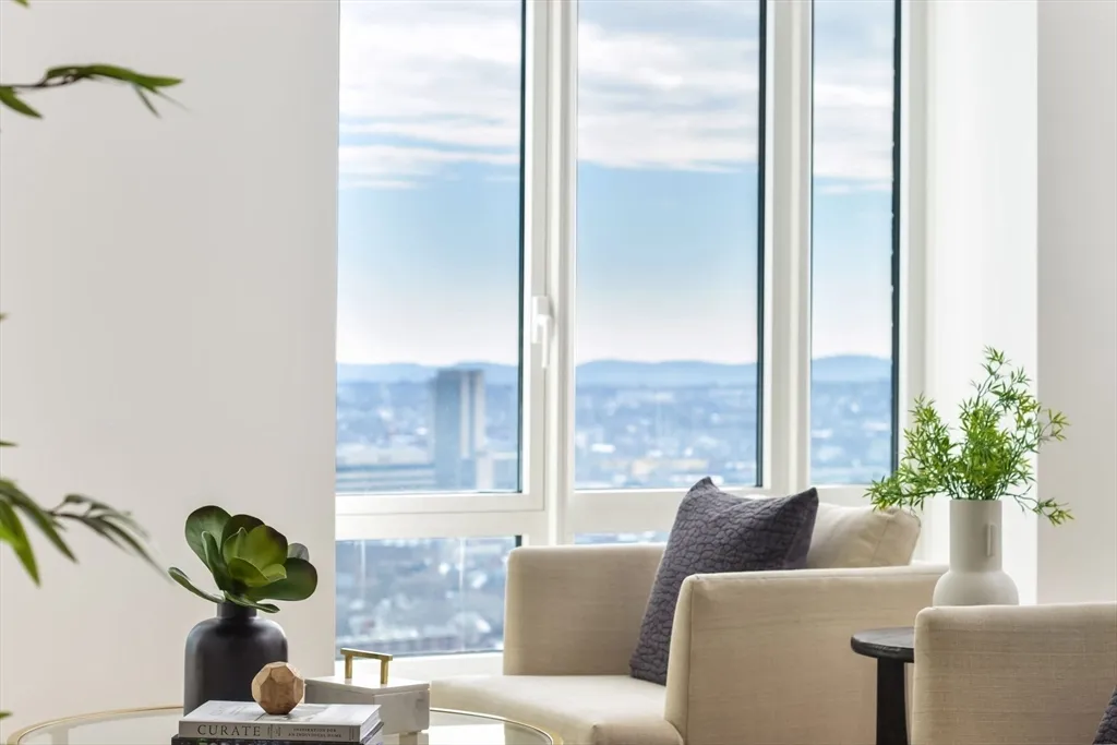 400 Stuart St, Back Bay