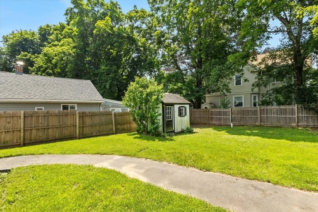 254 N Elm St U1, West Bridgewater