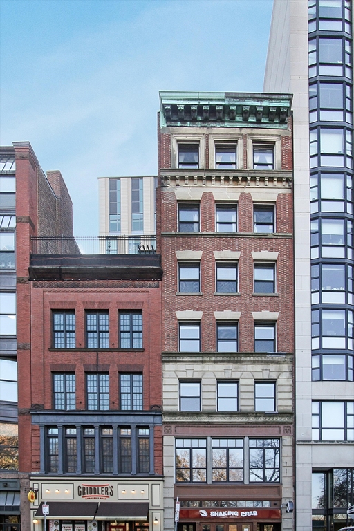 140 Boylston St, Back Bay