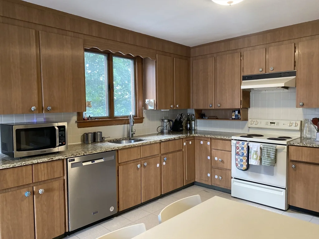 809 Central Ave, Needham