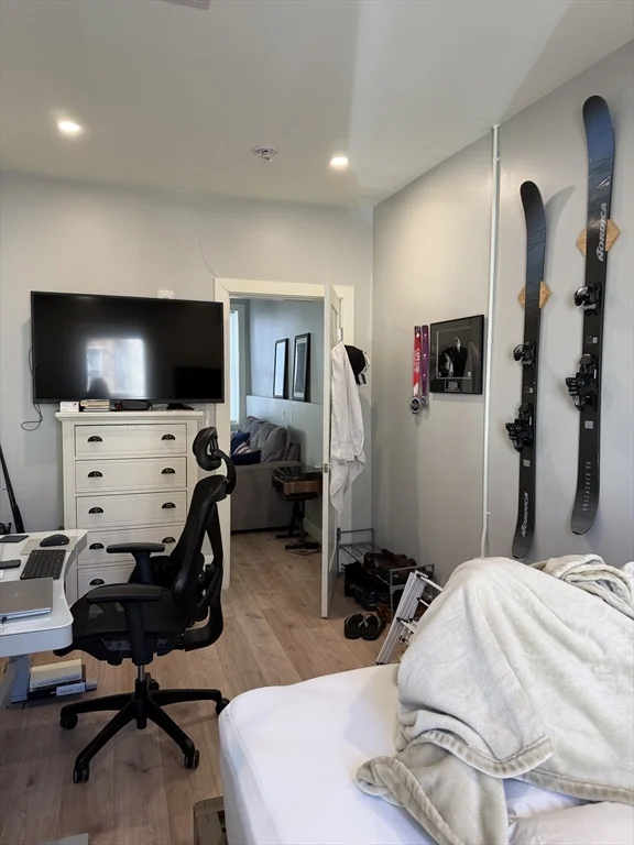 415 East 7th, South Boston