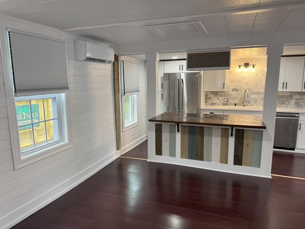 18 Pleasant St, Orange