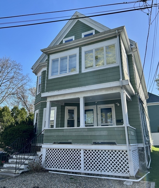 1 Valley Rd, Swampscott