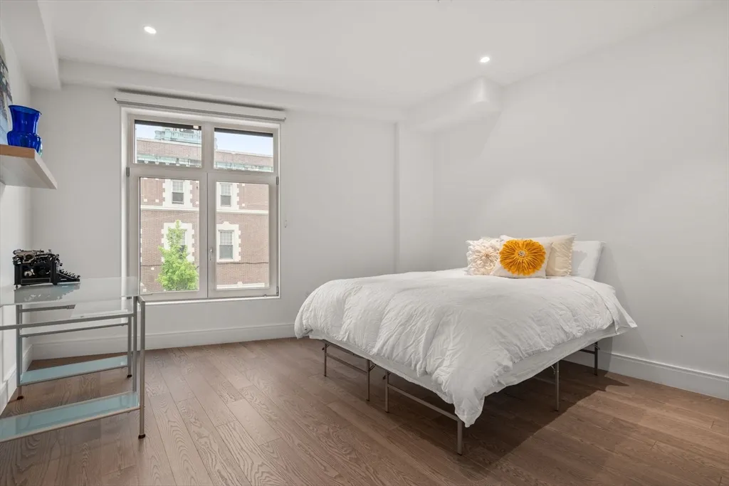 69 Walnut, Boylston Street