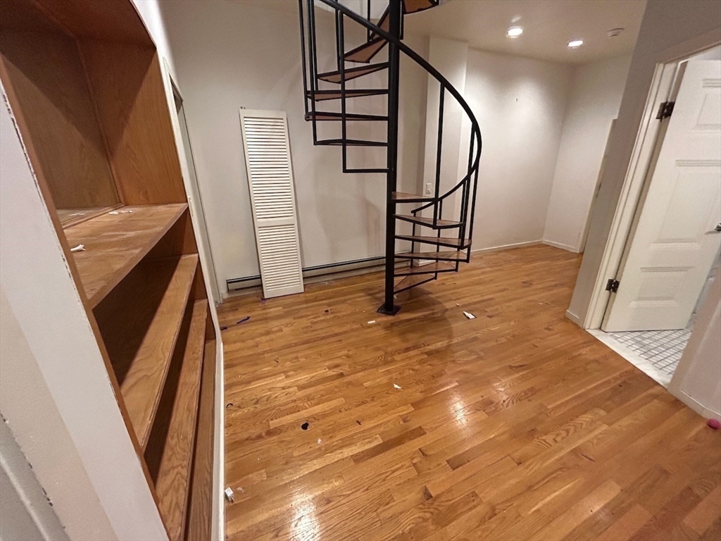 174 Commonwealth Ave, Back Bay