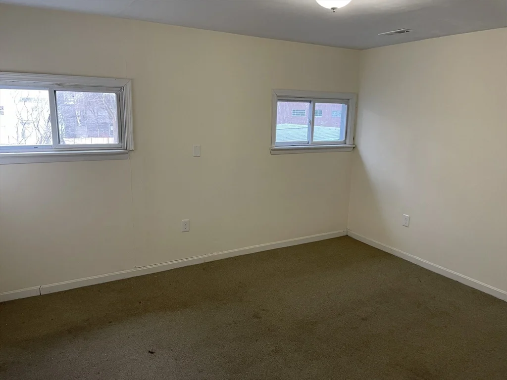 227 Roxbury St, Roxbury