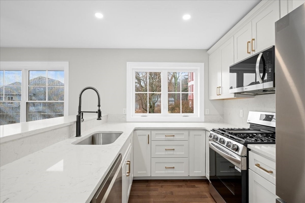 33 Third St, Worcester