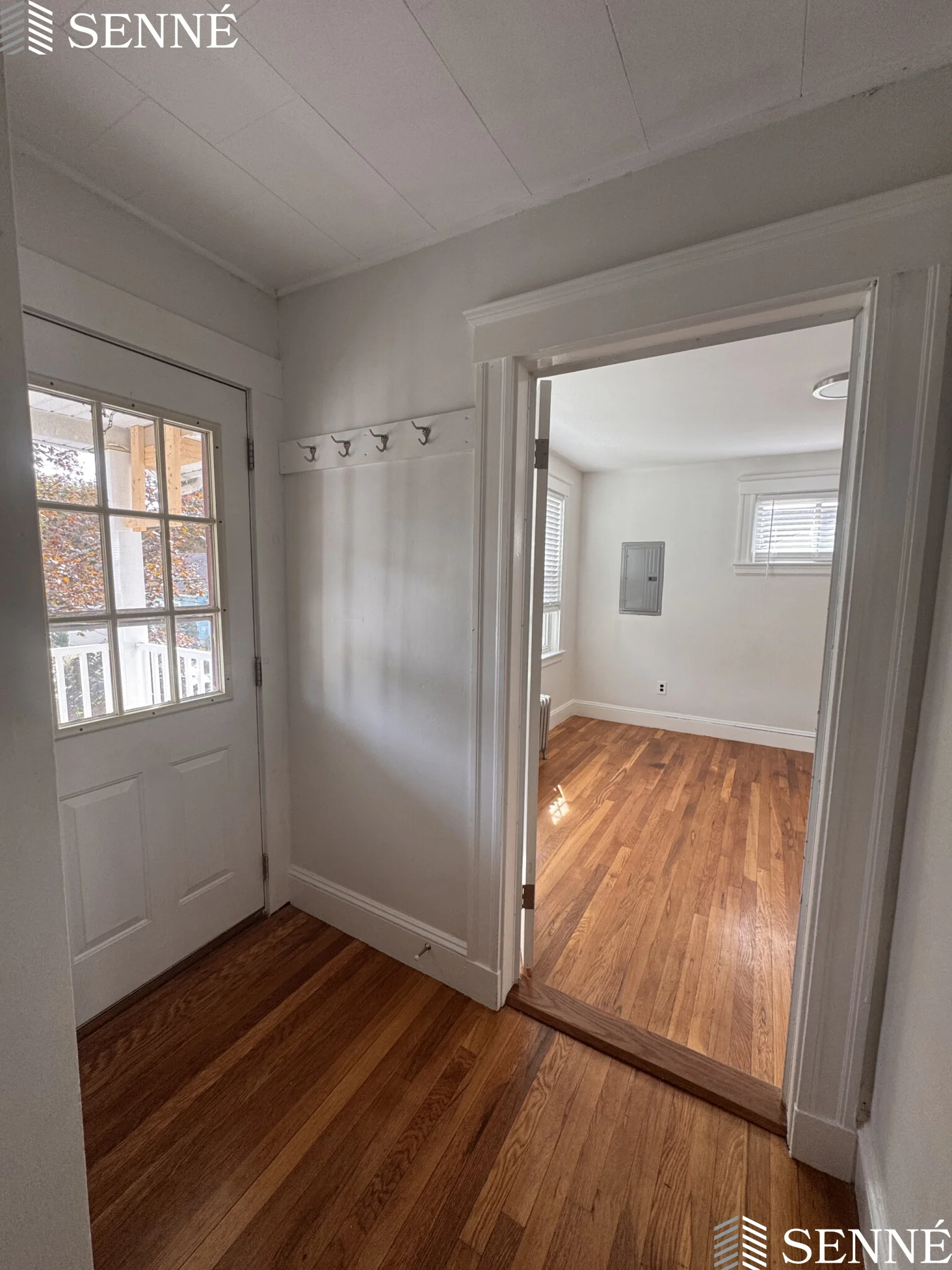 212 Brookside Pkwa, Medford