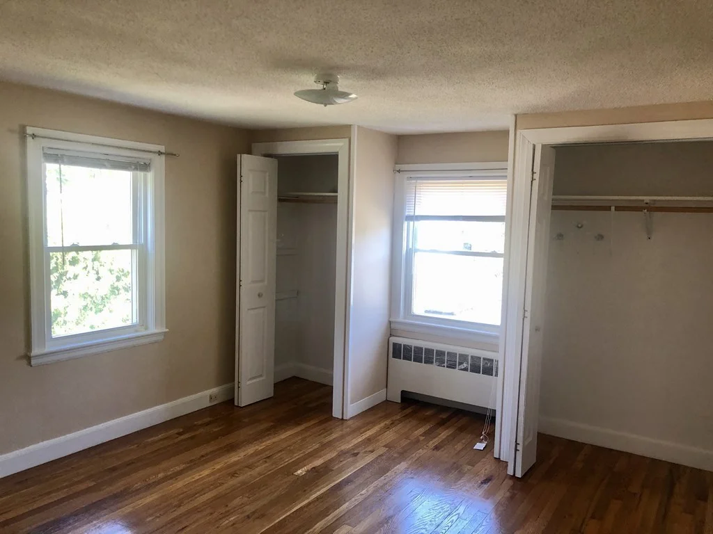 17 Hatfield Rd, West Newton