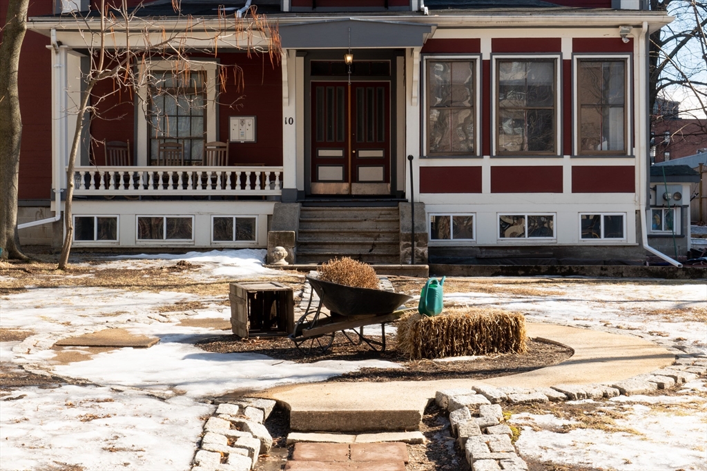 10 Trowbridge, Mid-Cambridge